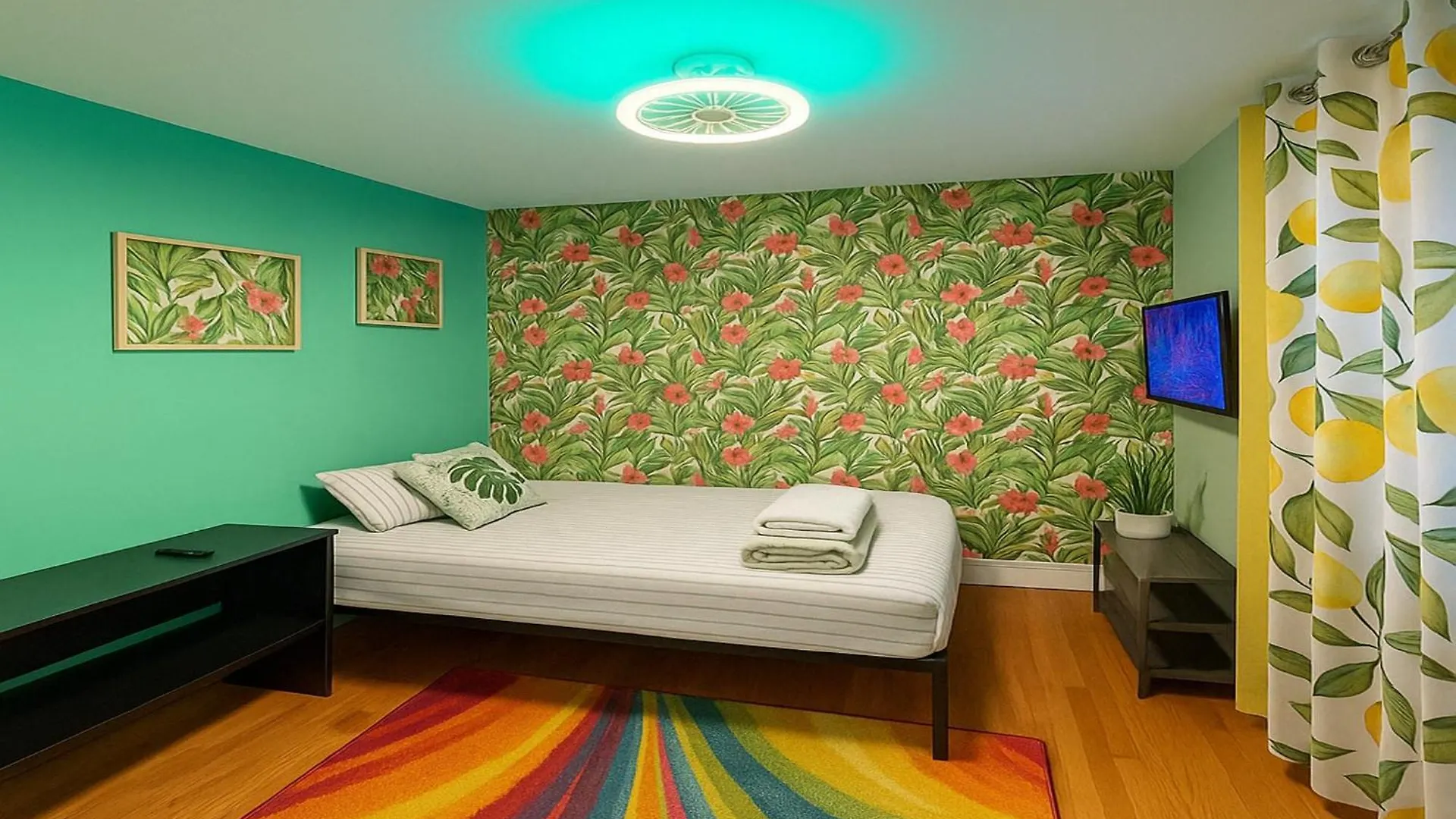 Tropical Comfort Room In Harlem Cozy Stay With Snacks & Style New York United States